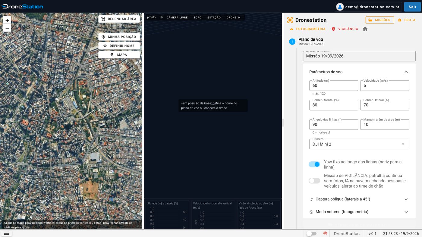 Painel de operação: mapa, 3D ao vivo e controles